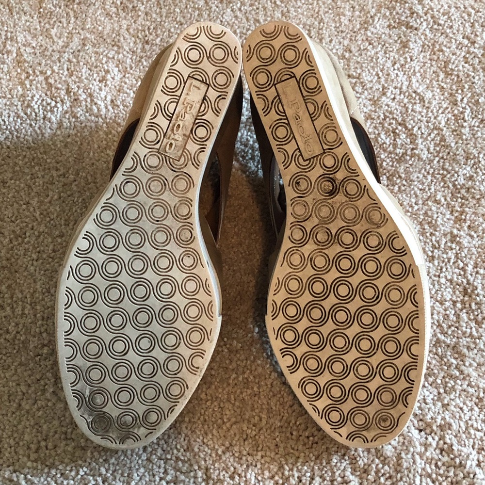 3/$10 🛍 LINEA PAOLO Wedge Sneaker - Picture 5 of 5